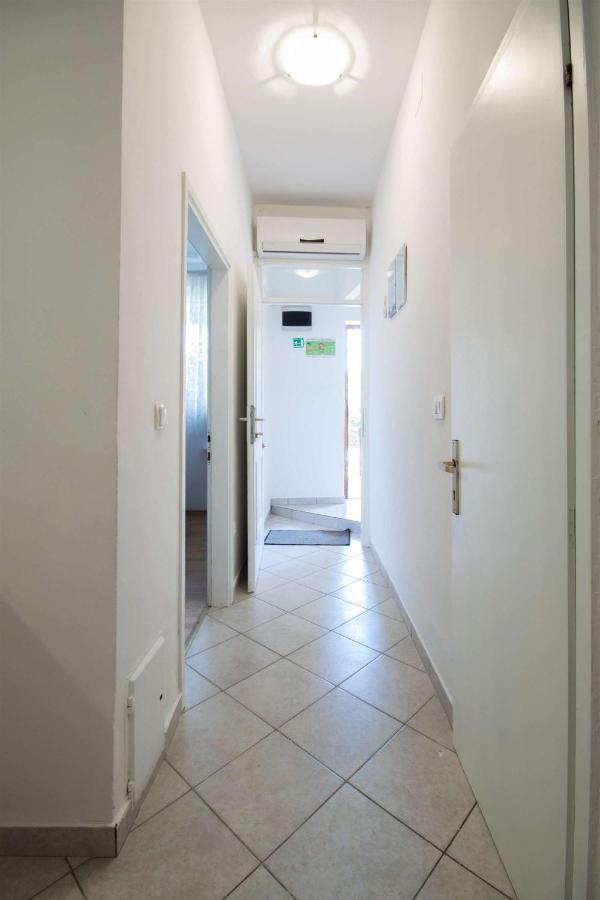 Apartments Dara อูมัค ภายนอก รูปภาพ